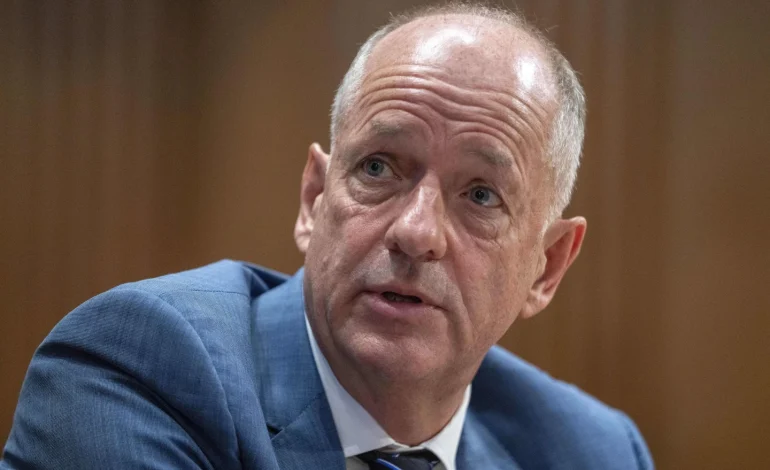 UnitedHealth Group CEO Steps Down; Company Withdraws 2025 Outlook Amid Rising Costs