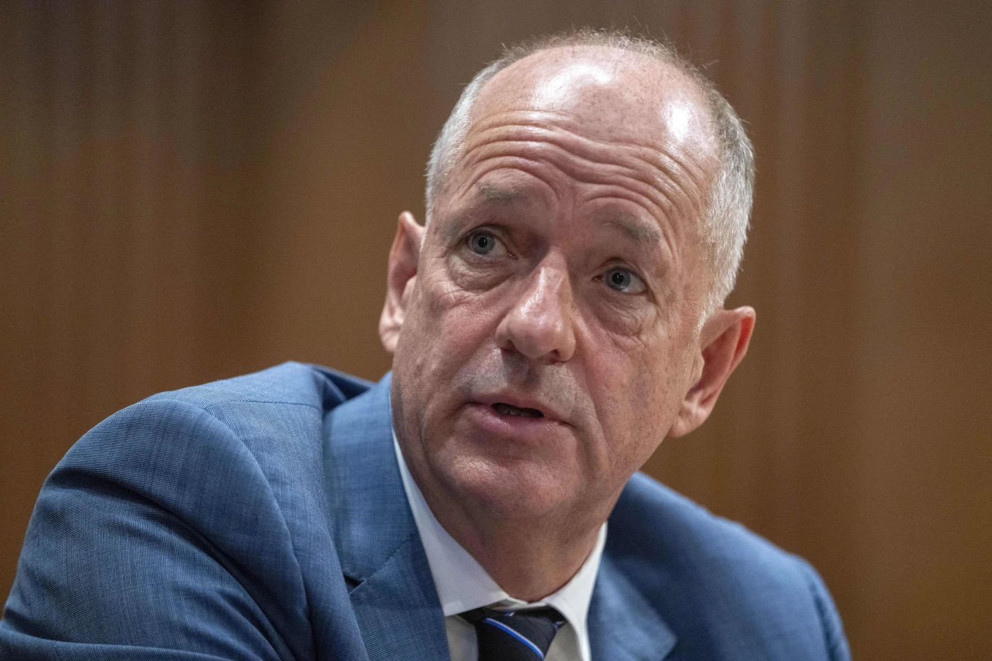 UnitedHealth Group CEO Steps Down; Company Withdraws 2025 Outlook Amid Rising Costs