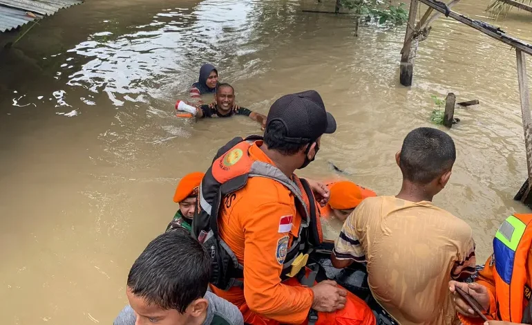 Search Suspended for Missing Miners After Deadly Landslide in Indonesia’s Papua Region