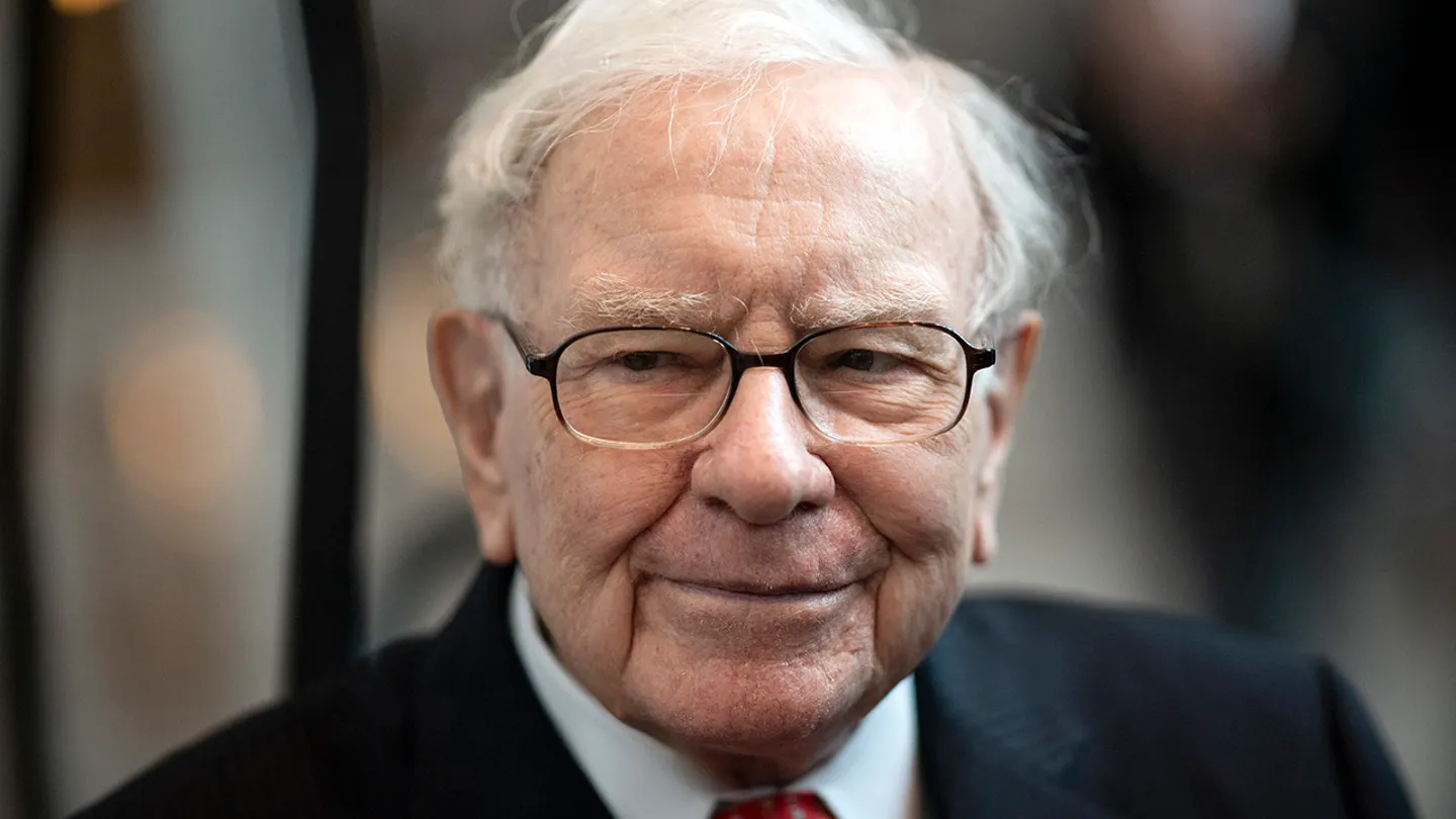 Markets Focus on Fed Rate Decision, Trump Trade Moves, and Buffett’s Exit from Berkshire Hathaway