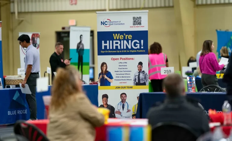 US Job Openings Rise to 7.4 Million in April, Signaling Labor Market Resilience Amid Economic Uncertainty