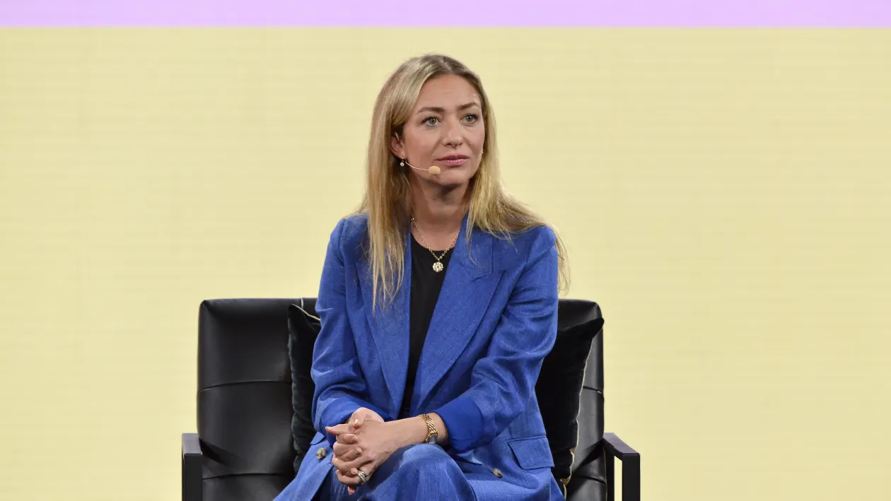Bumble Shares Surge as Company Announces Workforce Reduction and Strategic Realignment