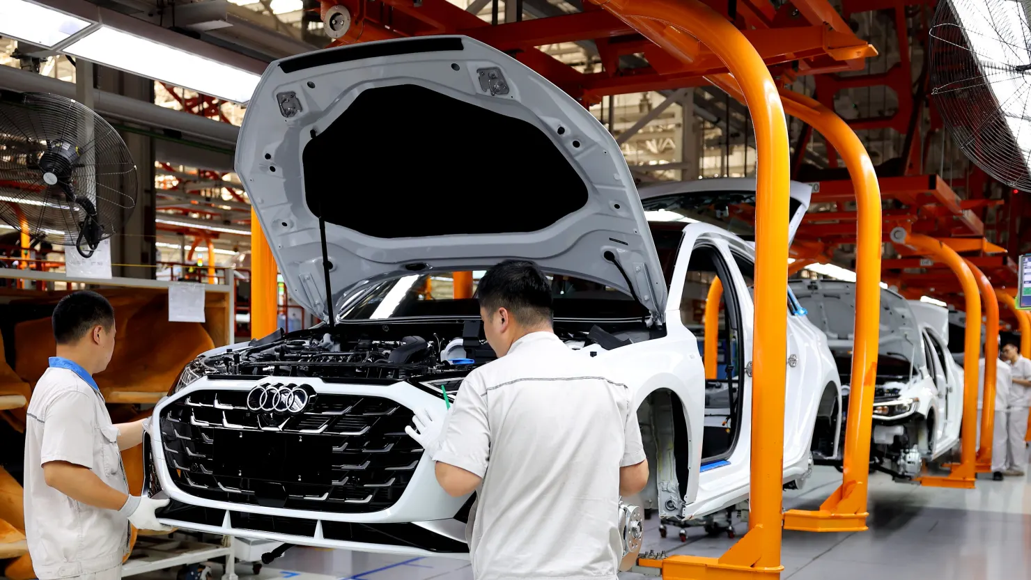 Asia-Pacific Markets Display Mixed Performance as China’s Factory Activity Contracts Sharply
