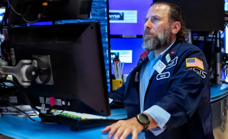 Wall Street Edges Higher as Investors Await Fed Decision, Monitor Middle East Tensions