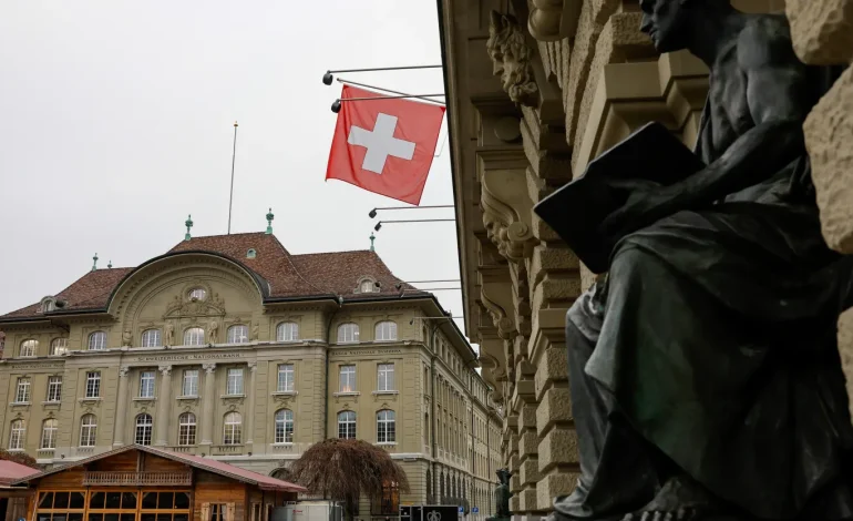 Swiss Central Bank Cuts Interest Rate to Zero Amid Falling Inflation