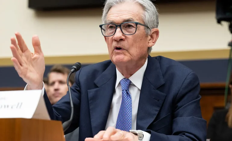 Powell Reiterates Caution on Rate Cuts Amid Political Pressure Over Inflation Strategy