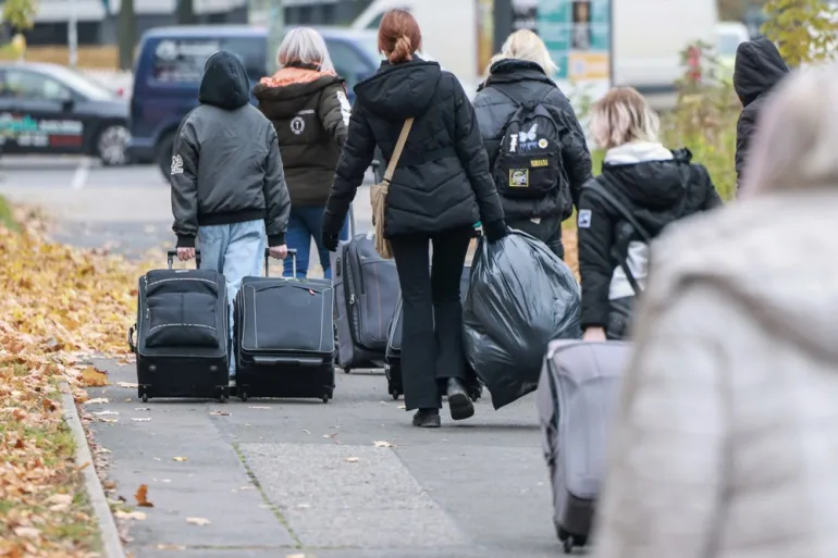 German Court Rules Against Deportation of Somali Asylum Seekers, Challenging New Migration Policy