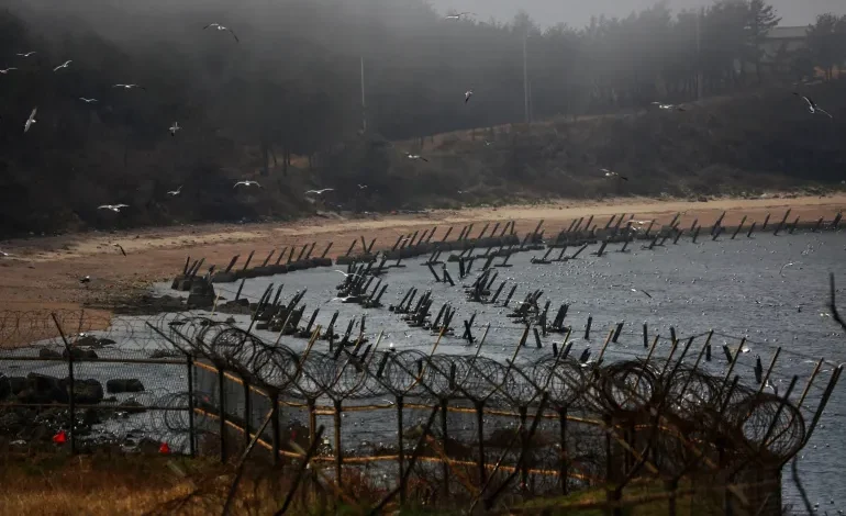 Six Americans Detained in South Korea After Attempt to Send Rice, Bibles, Dollar Bills to North Korea