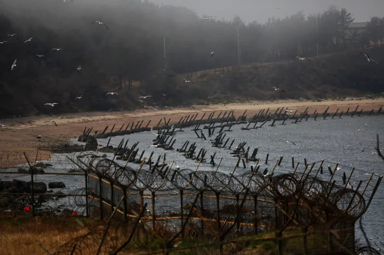 Six Americans Detained in South Korea After Attempt to Send Rice, Bibles, Dollar Bills to North Korea