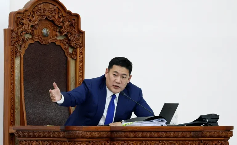 Mongolian Prime Minister Oyun-Erdene Resigns After No-Confidence Vote Amid Protests