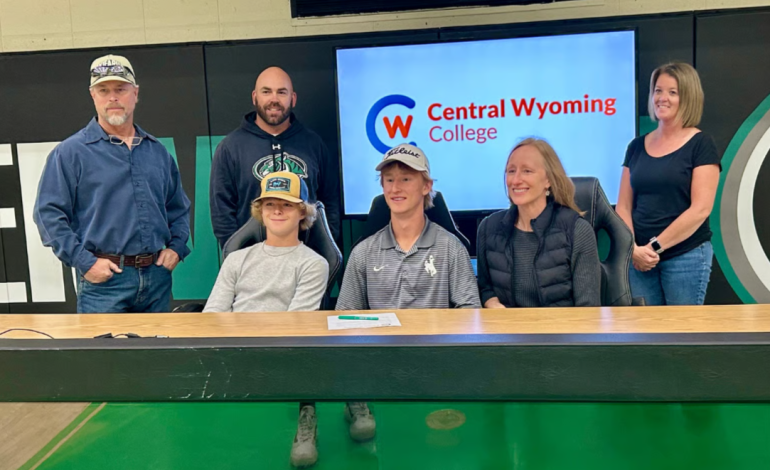 Lander Graduate Hunter Kihn Commits to Golf at Central Wyoming College