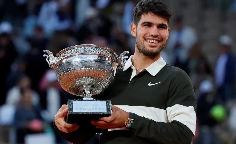 Carlos Alcaraz Stuns Sinner in Epic French Open Comeback to Claim Second Straight Title