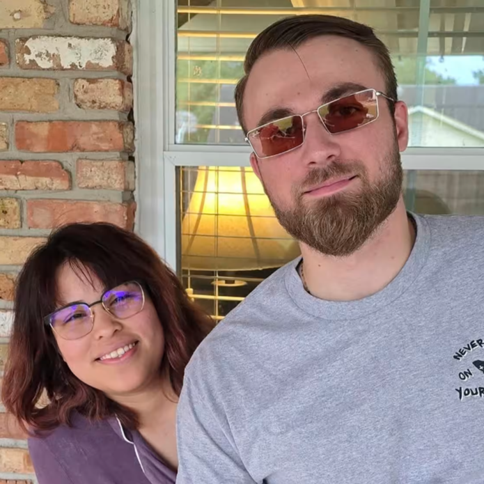 ICE Detains Marine Veteran’s Wife During Green Card Process, Prompting Concerns Over Military Family Protections