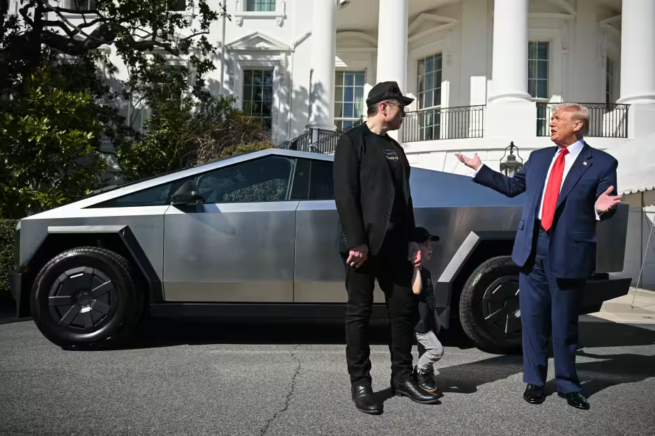 Tesla Stock Faces Downgrade Amid Musk-Trump Dispute; Can Robotaxi Rollout Boost Investor Confidence?