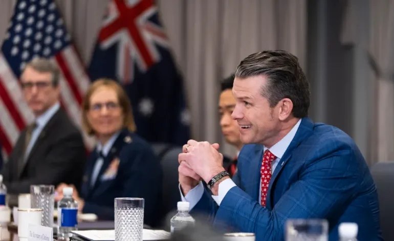 US Urges Australia to Boost Military Spending Amid Regional Tensions, But Canberra Pushes Back