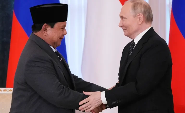 Russia’s Putin, Indonesia’s Prabowo Deepen Strategic Ties Amid Western Isolation Efforts