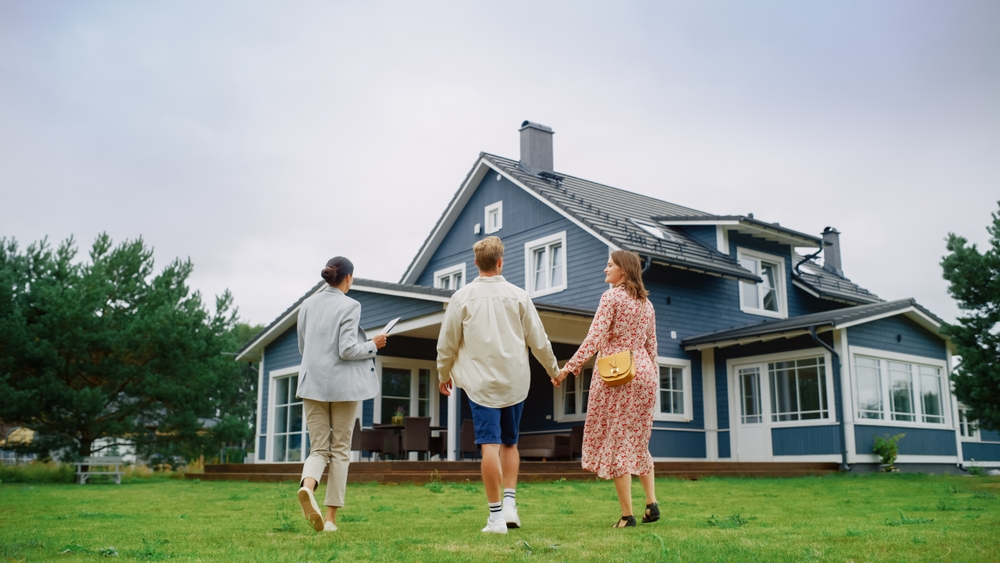 US Housing Market Tilts Toward Buyers — But Affordability Remains a Major Hurdle