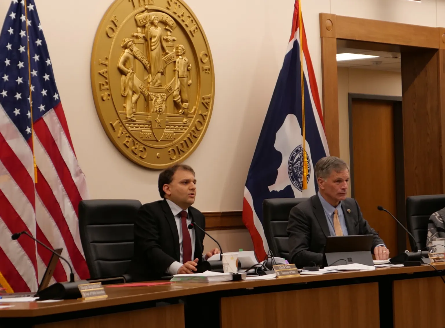 Public Feud Between Wyoming’s Top Officials Intensifies Amid Mining and Wind Disputes