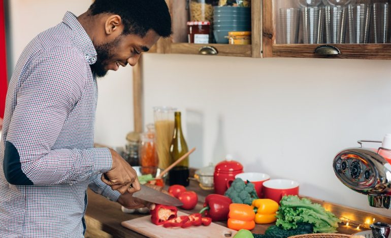 Economic Pressures Drive Increase in Home Cooking Across the US