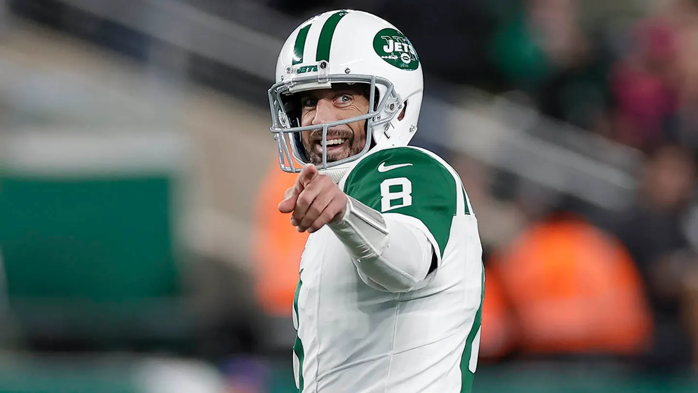 Aaron Rodgers to Sign with Pittsburgh Steelers for 2025 Season