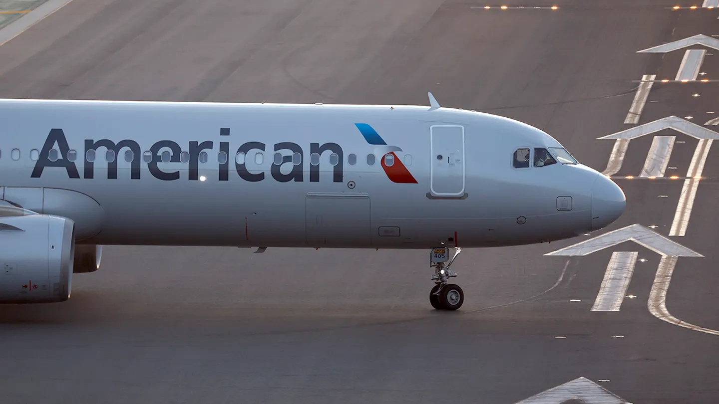 American Airlines Flight Encounters Turbulence, Five Hospitalized