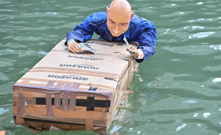 Protesters Stage Demonstration in Venice Canal Ahead of Bezos-Sánchez Wedding