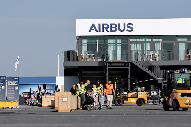 Paris Airshow Opens Amid Tragedy and Global Tensions