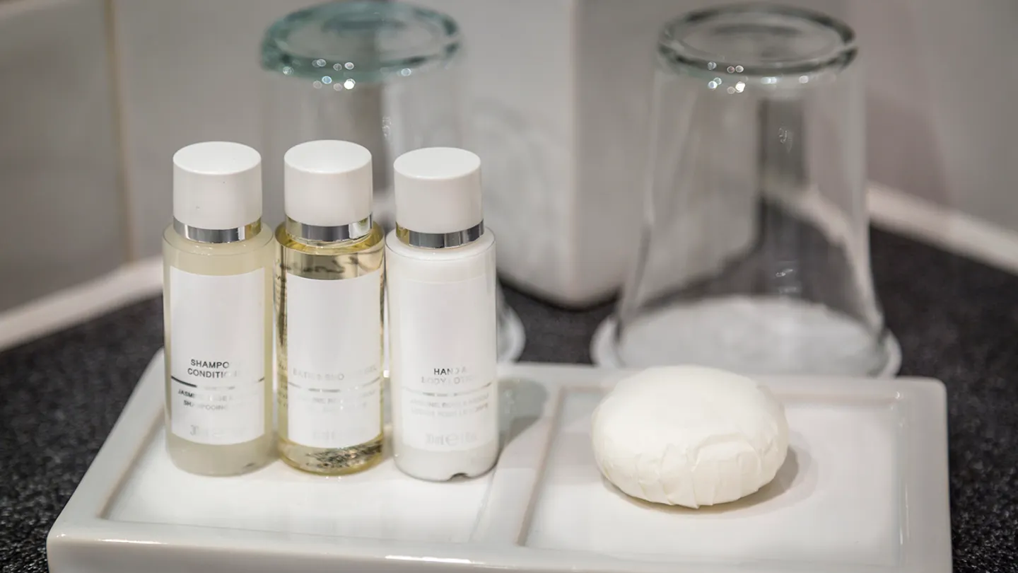 Maine Moves to Ban Single-Use Hotel Toiletry Bottles to Curb Plastic Waste