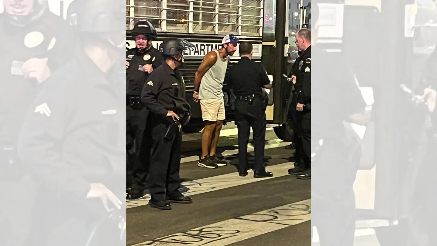 Anti-ICE Protests Continue in Los Angeles Despite Citywide Curfew