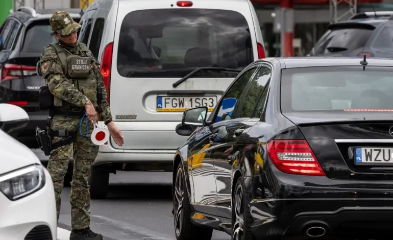 Poland Reinstates Border Checks with Germany and Lithuania to Curb Migration
