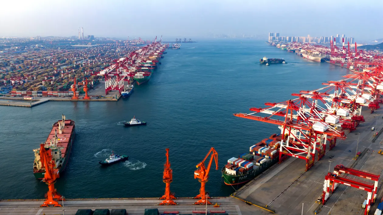 China’s Export Growth Accelerates as Firms Rush to Ship Goods Ahead of Tariff Deadline