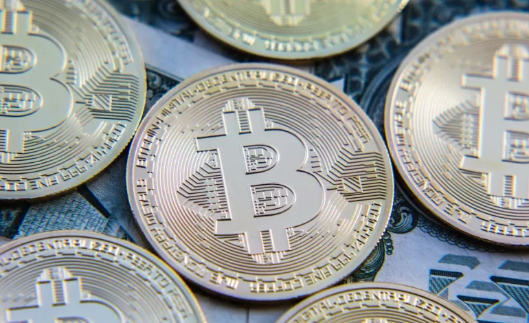 Bitcoin Reaches Record $122,600 Amid ETF Momentum and US Crypto Legislation Push