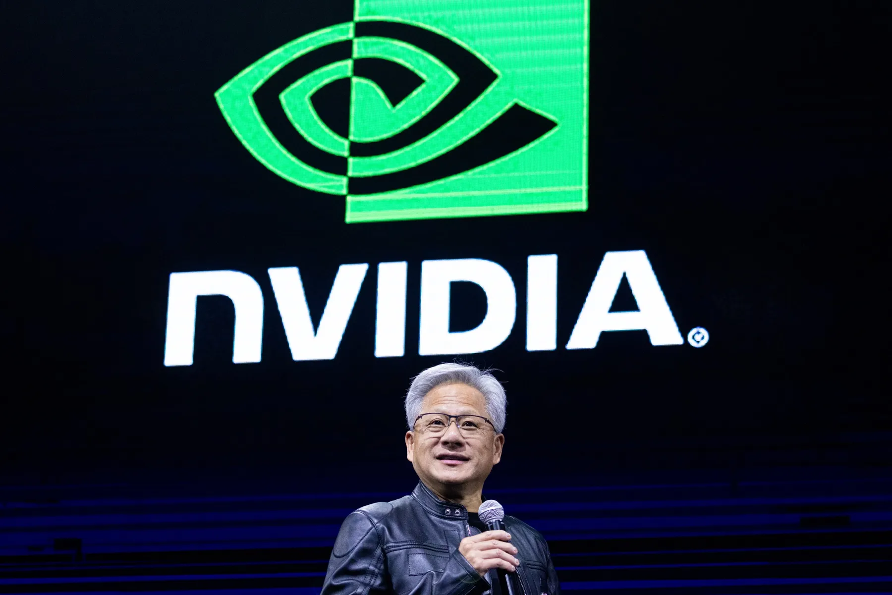 Chinese Firms Rush to Secure Nvidia AI Chips as US Set to Approve Sales Resumption