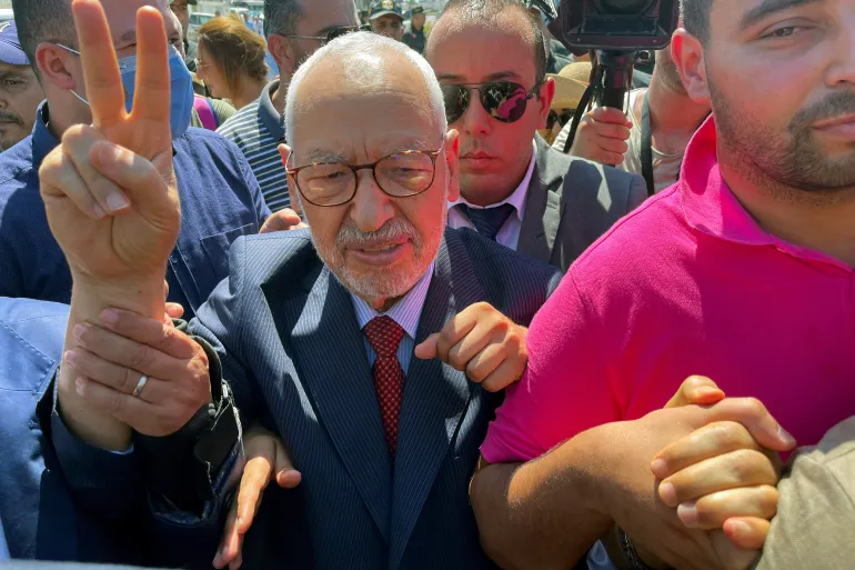 Tunisian Court Hands Lengthy Prison Sentences to Ex-Officials