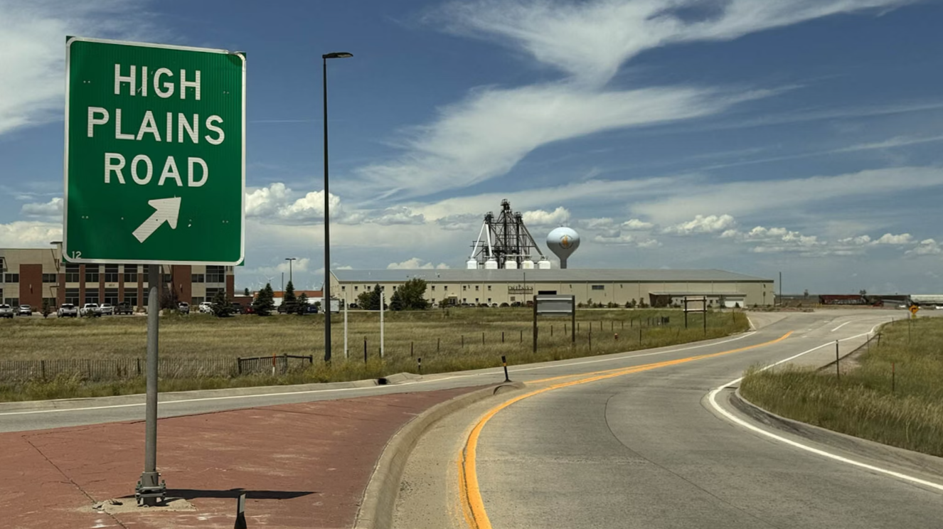 Wyoming Among States Considered for Potential New Data Center from Oracle-OpenAI Partnership