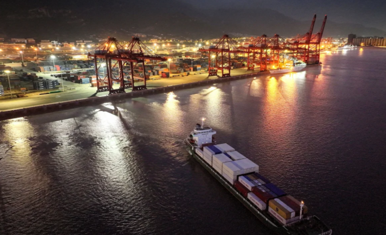 Rising Consumer Costs: Economists Warn of Long-Term Effects from Tariff Policies