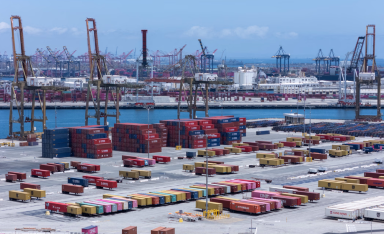 Asia-Pacific Markets Close Mixed as Investors Weigh Trump’s New Tariffs and Bitcoin’s Record High
