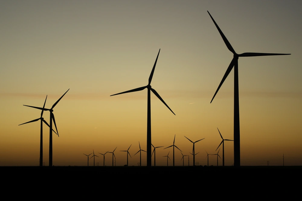 Surprise Wind and Solar Tax in GOP Megabill Sparks Confusion Among Republican Senators