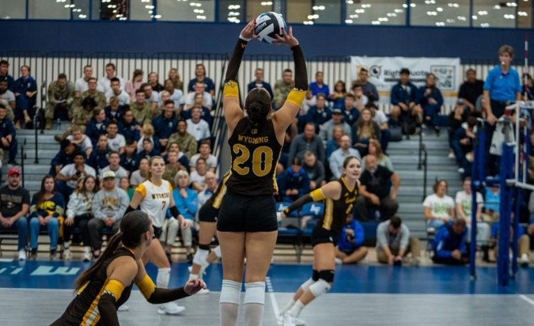 Wyoming Volleyball Looks to Youth as Team Prepares to Replace Veteran Setter Kasia Partyka