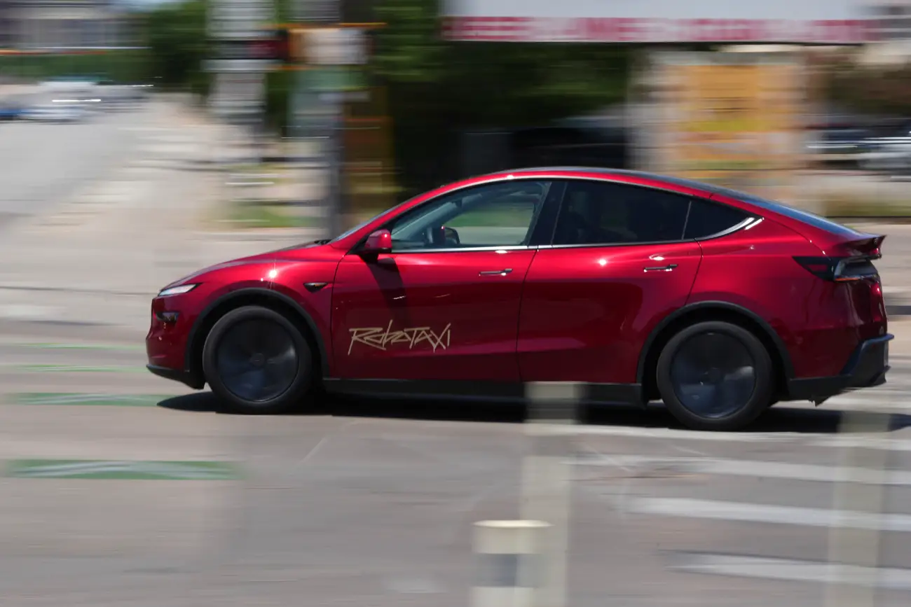 Tesla’s Robotaxis Are (Sort Of) Hitting the Streets of San Francisco This Weekend