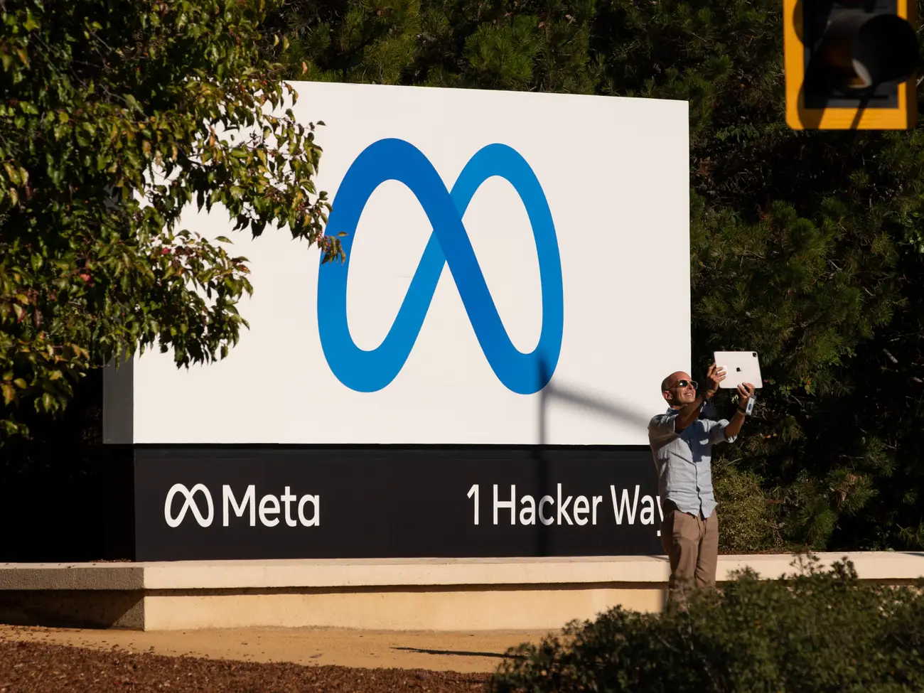Inside Meta’s High-Stakes Bid to Dominate AI Talent