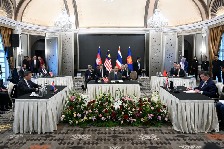 Thailand, Cambodia Hold Ceasefire Talks in Malaysia as Border Clashes Rage On