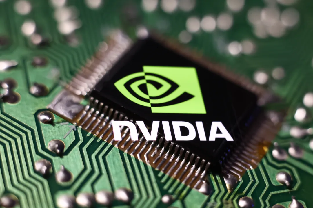 Tech Stocks Lift Market as AI Chipmakers Signal Momentum; Delta Surges on Earnings Beat