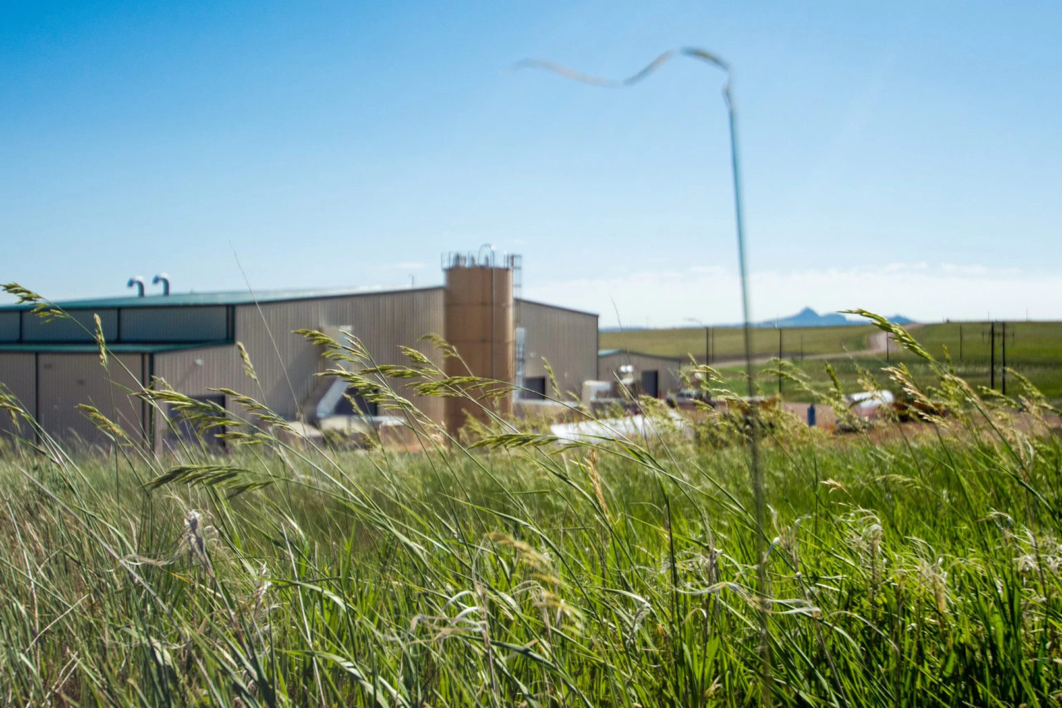 Peninsula Shakes Up Contracts as It Gears Up for Wyoming Uranium Comeback
