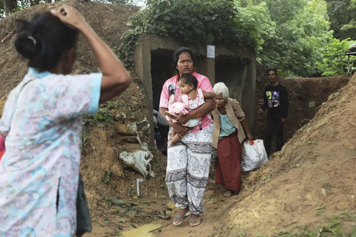 Thai-Cambodian Border Erupts in Violence, Airstrikes, Artillery Leave Civilians Dead