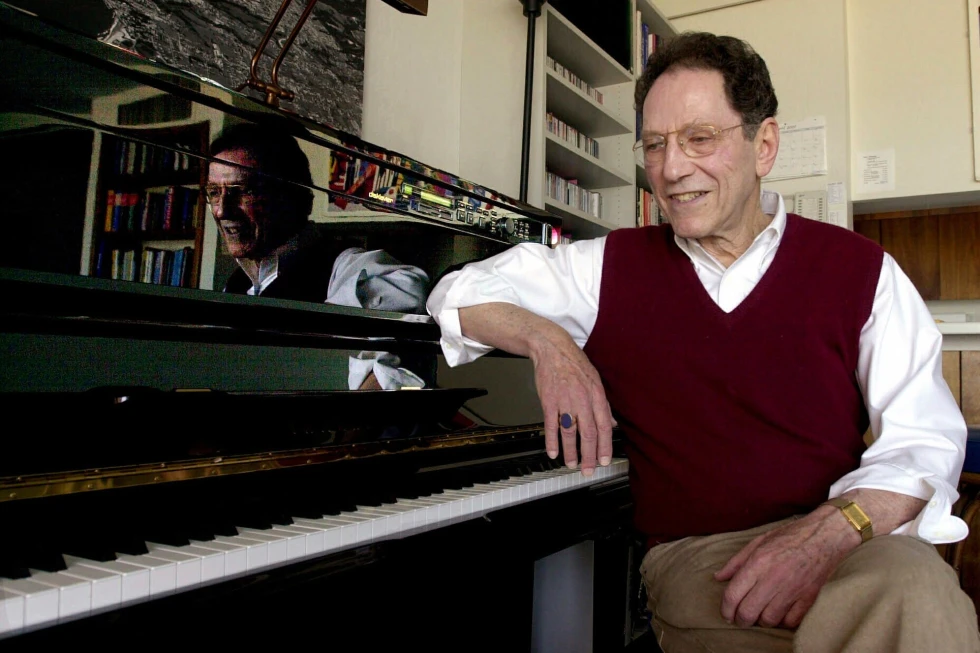 Tom Lehrer, Satirical Songwriting Legend and Reluctant Celebrity, Dies at 97