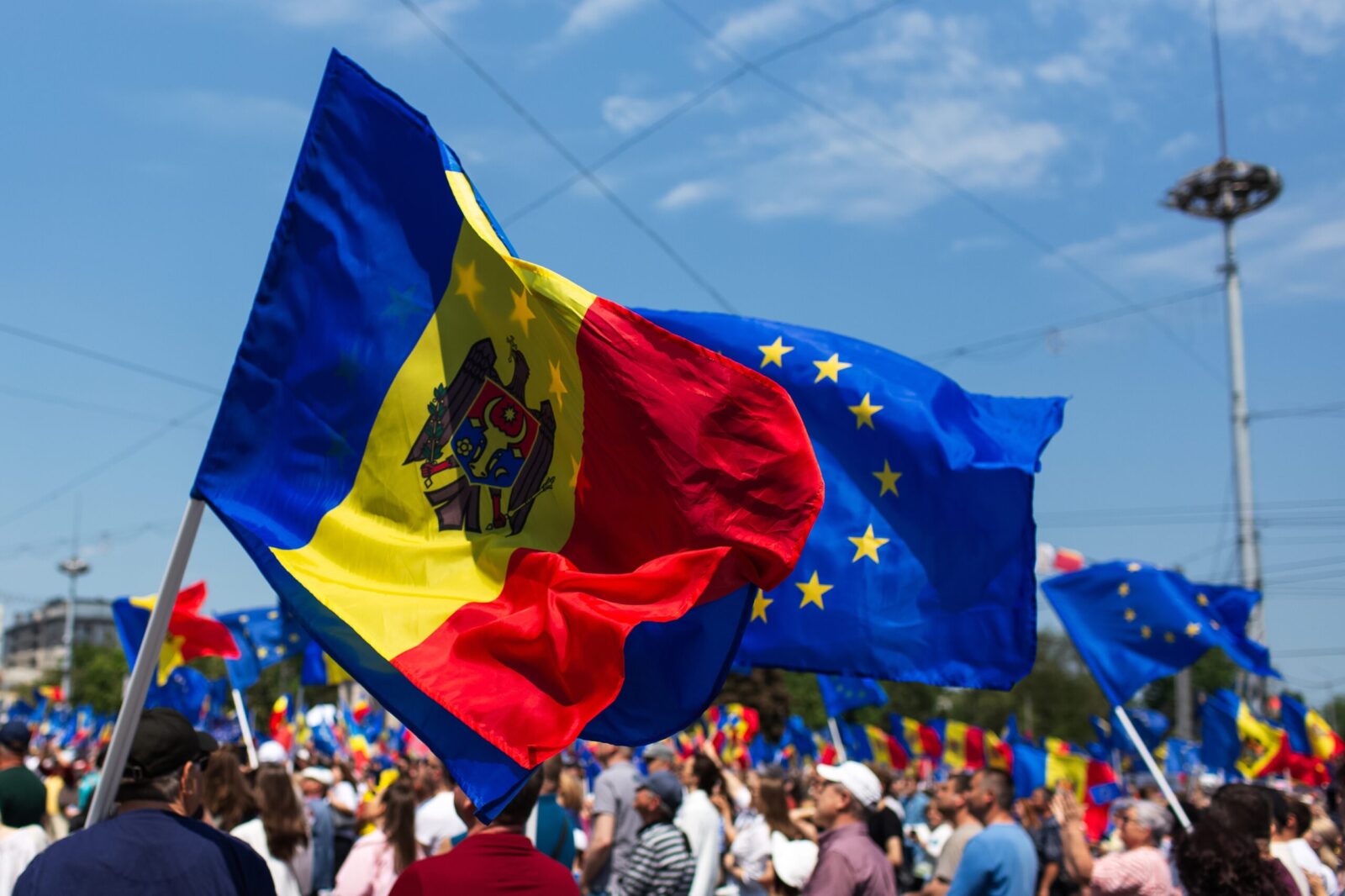 ANALYSIS: Moldova’s Election Race Kicks Off — But Pro-European Authorities Are Already Picking Favorites