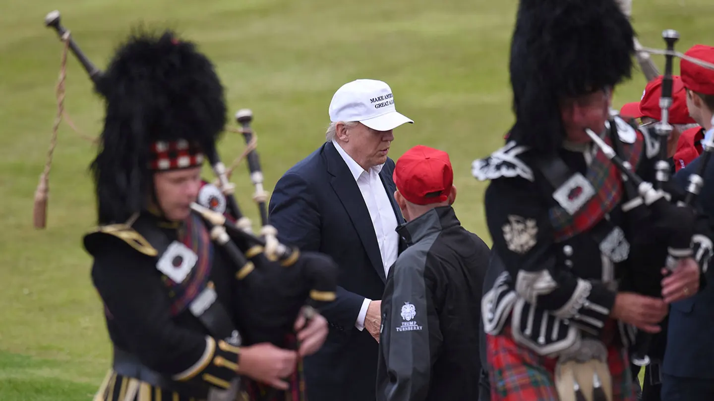 Trump Heads to Scotland for Trade Talks and Golf, Meets Starmer, Swinney