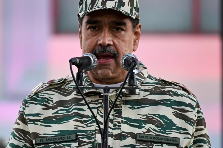 Venezuela Deploys 15,000 Troops to Colombian Border as US Sends Warships to Caribbean