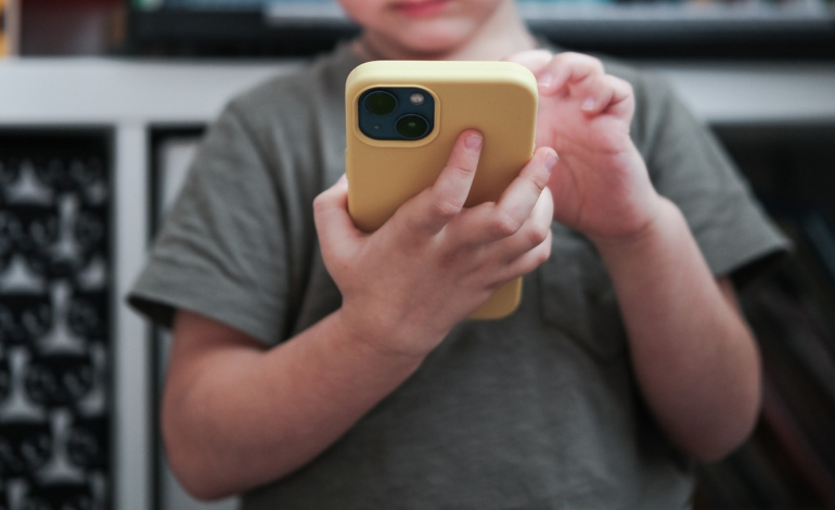 Too Much Screen Time May Be Messing With Kids’ Hearts, New Study Warns